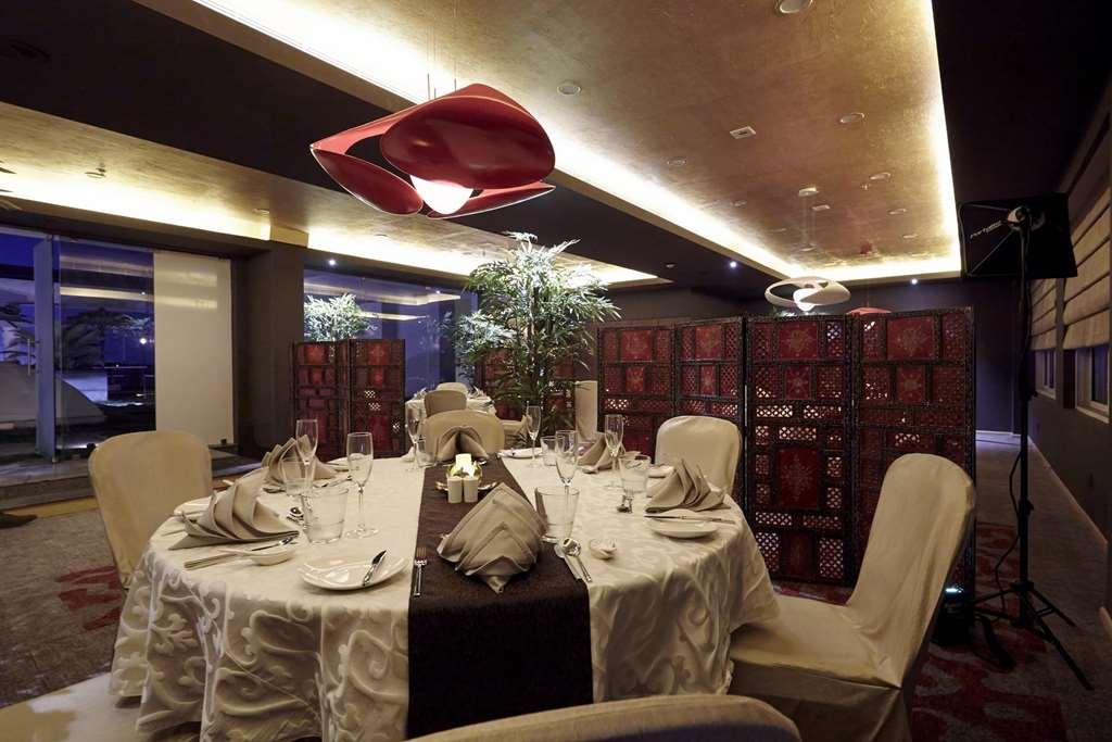 Turyaa Chennai - Omr It Expressway Hotel Restaurant foto